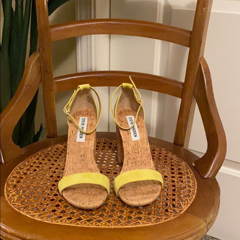 Steve Madden Suede Carson